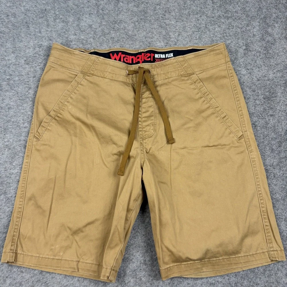 Wrangler Ultra Flex Shorts Mens M Tan Chino Drawstring Adult Casual Outdoors